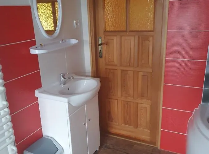 Emilia Oda ve Kahvaltı 3*