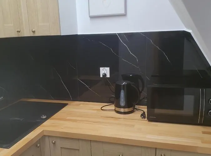 Oda ve Kahvaltı Emilia