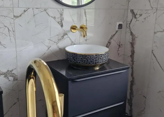 Oda ve Kahvaltı Emilia